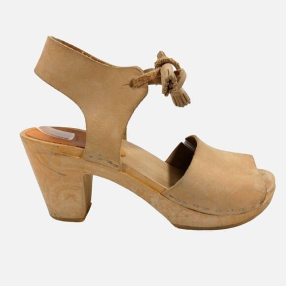 🌷Bryr Hannah Clogs In Natural Suede - Picture 2 of 9